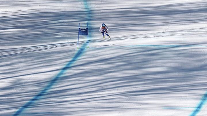 FIS выдала нейтральный статус трем российским горнолыжникам