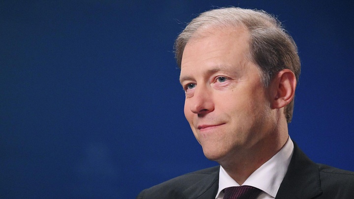 Россия готова поставлять КНР комплектующие для самолета, заявил Мантуров