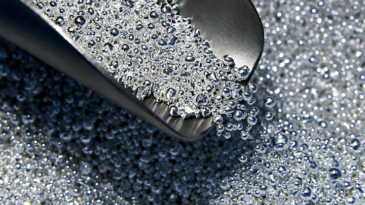 Аналитик рассказал, когда серебро достигнет 1000 долларов за унцию