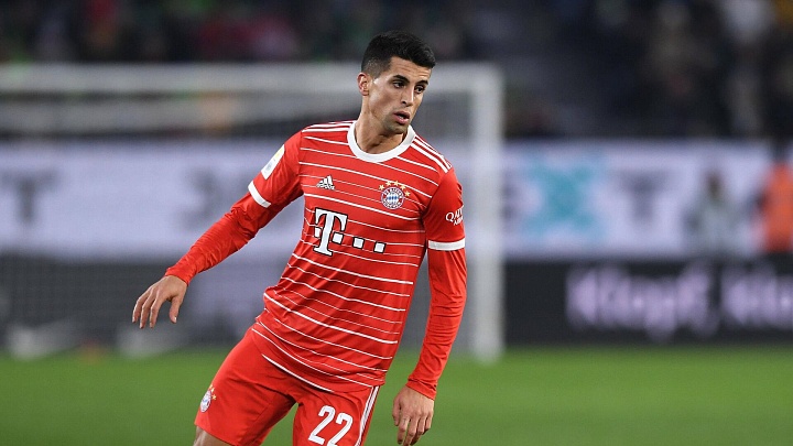 Жуан Канселу вернулся в "Барселону"